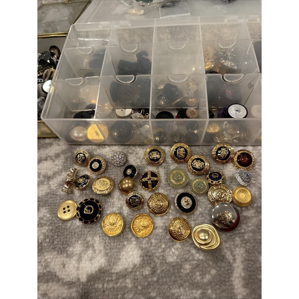 Lot Of Mixed Buttons St John And Others Over 100 Buttons